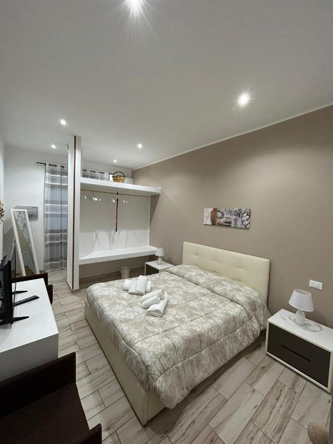 Lucia'S Rooms Syracuse Exterior photo